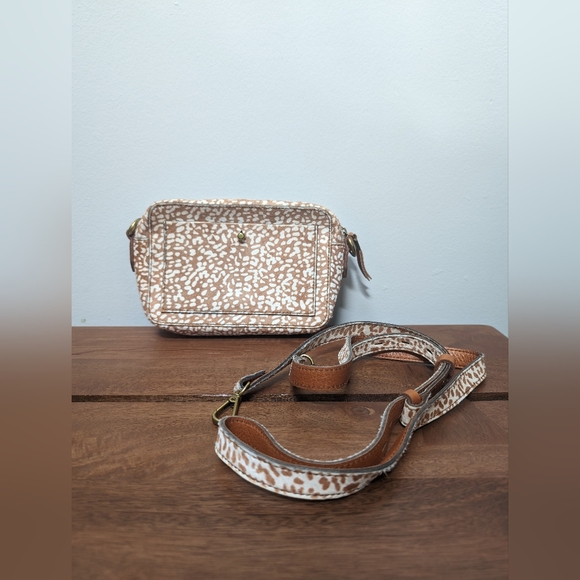 Madewell Crossbody Bag - Picture 8 of 9